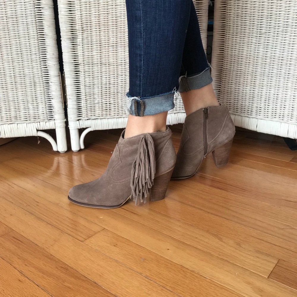 Suede boots